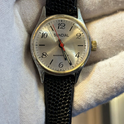 Reloj SUNDIAL Mujer A Cuerda Año 1973 Remex Hong Kong