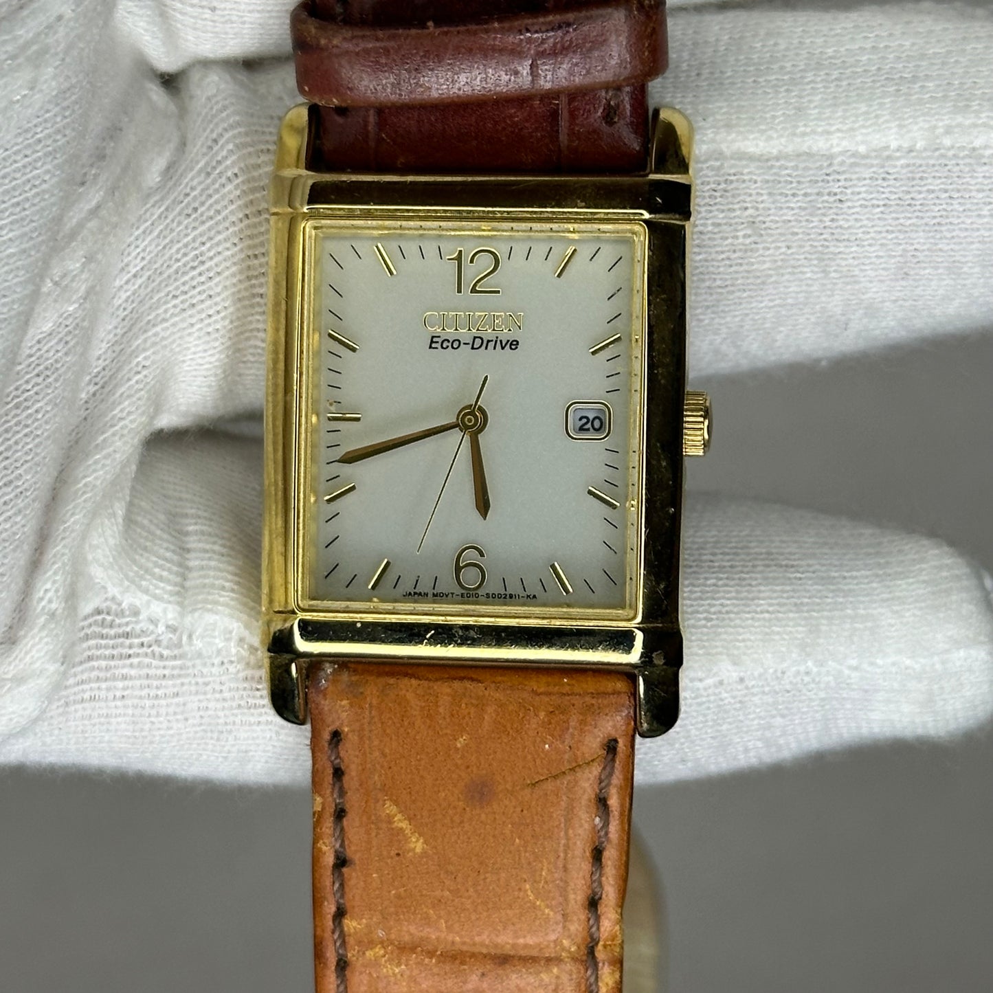 Reloj CITIZEN Eco-Drive Solar Hombre Rectangular Año 2007