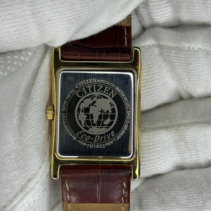 Reloj CITIZEN Eco-Drive Solar Hombre Rectangular Año 2007