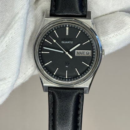 Seiko Quartz NEGRO 7123-8439 Día y Fecha Julio de 1981 ESCASO