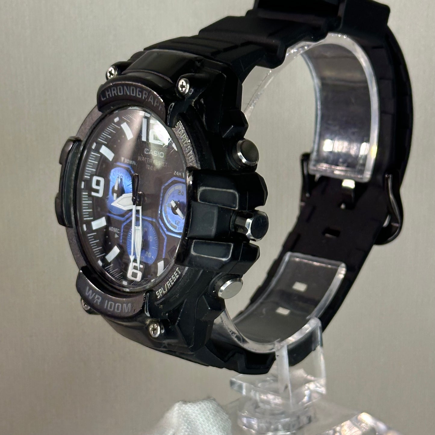 Reloj Casio MCW-100H-1A2 Cronógrafo Racing Dial Azul Año 2011
