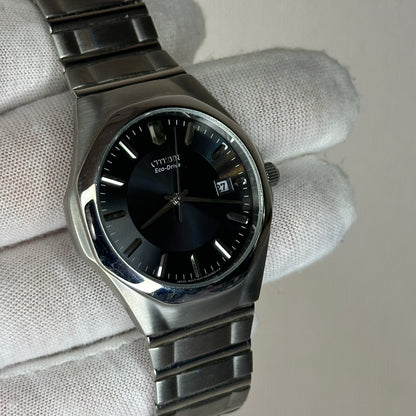 Citizen Eco-Drive E111 Caja Integrada SOLAR Año 2008 Muñeca grande