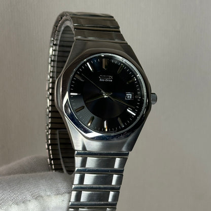 Citizen Eco-Drive E111 Caja Integrada SOLAR Año 2008 Muñeca grande