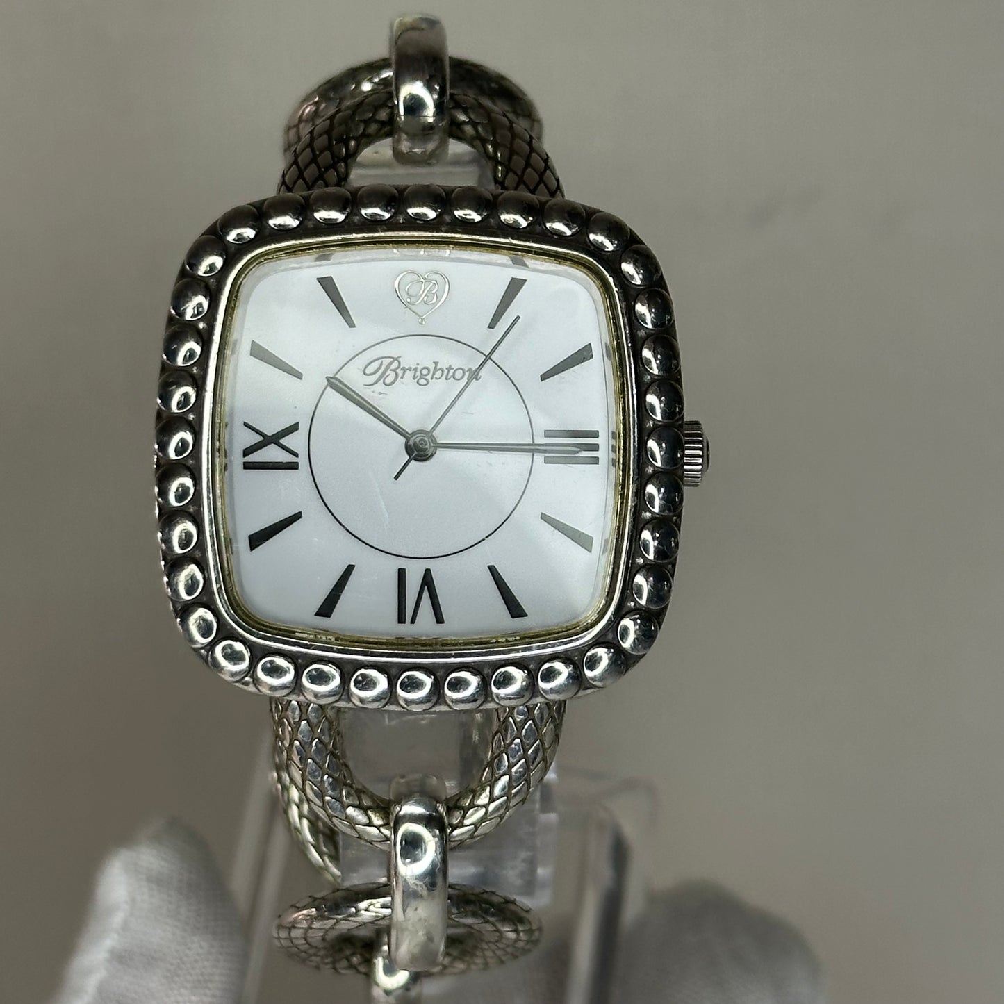 Reloj joya Brighton Milla Chain Año 2009 Pieza de diseño 38 mm ÚNICO