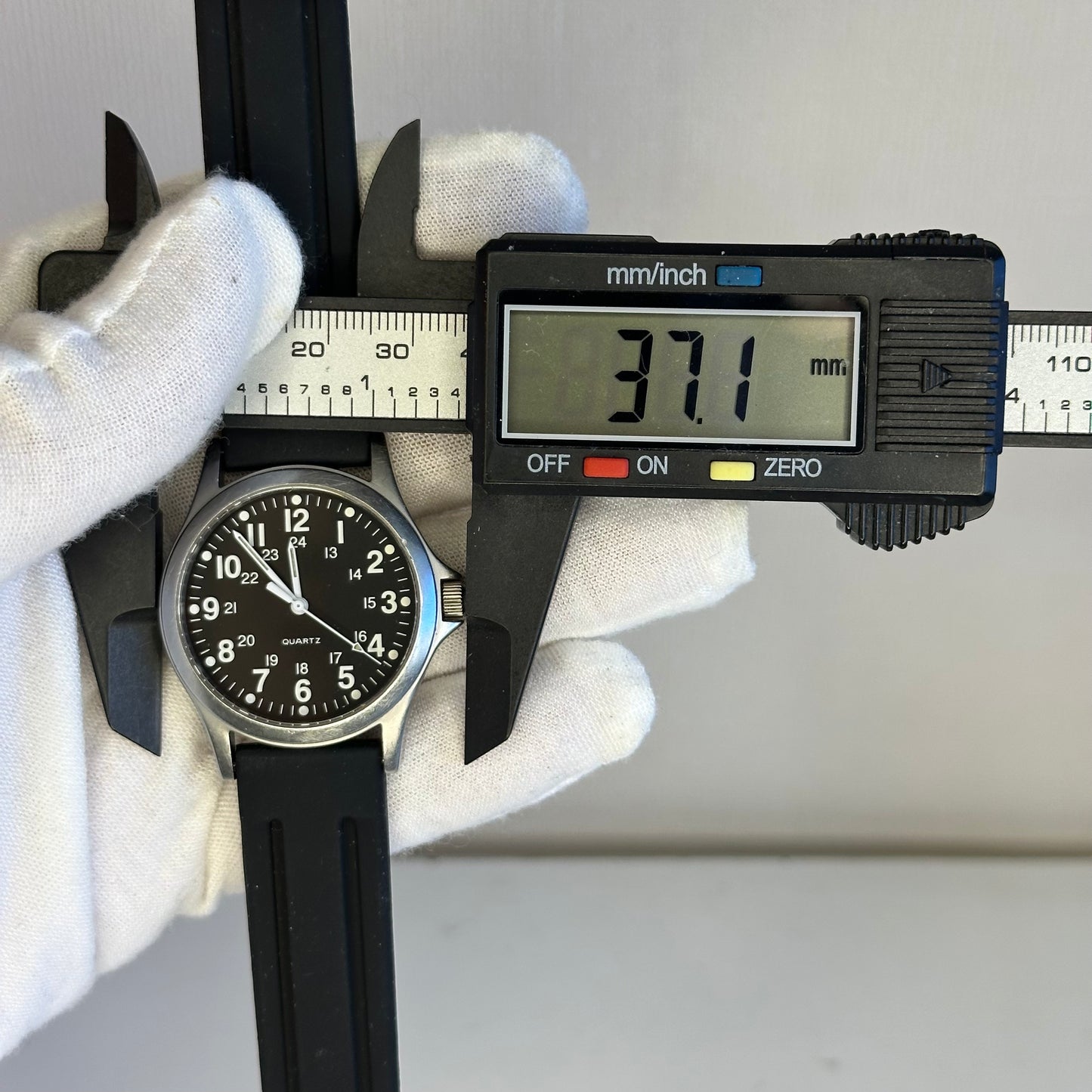 Reloj RAM Field Watch Japan Mov. 10 ATM Año 1990 | Primera era Dodge RAM