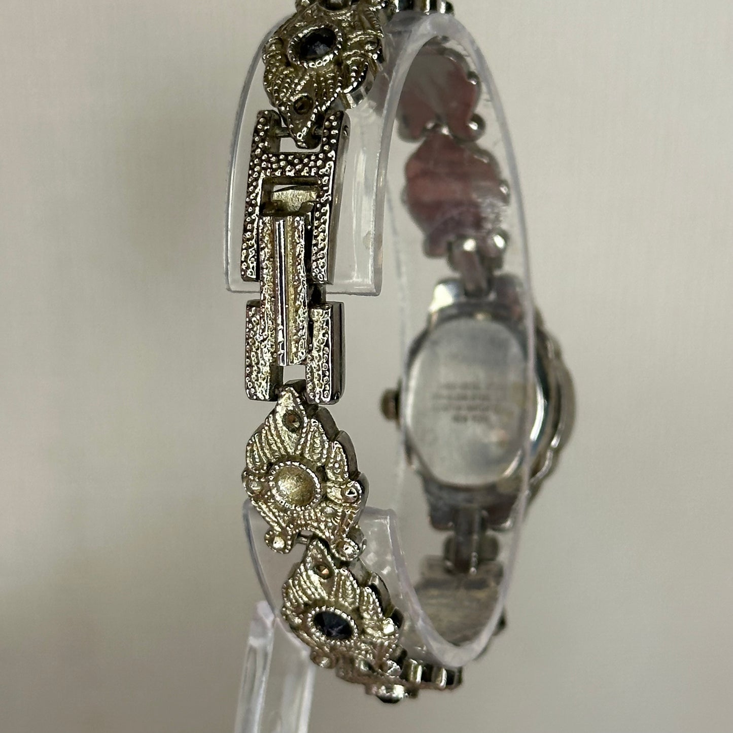 Reloj Joya Ornamentado Vivani by Accutime Mujer Vintage 1988