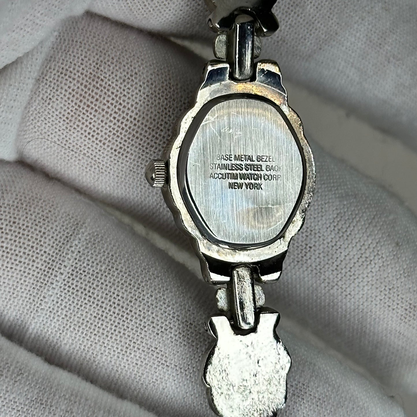 Reloj Joya Ornamentado Vivani by Accutime Mujer Vintage 1988