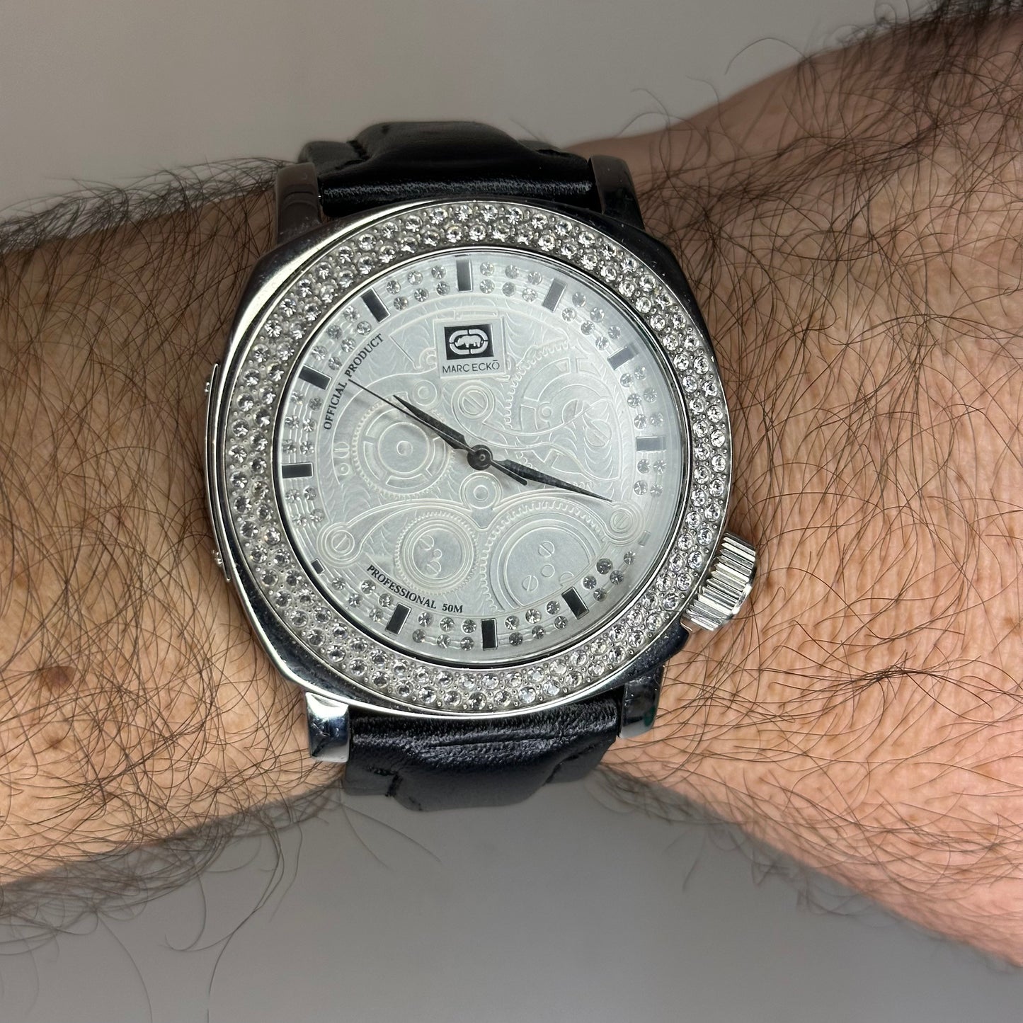 Marc Ecko 2011 Dial arquitectónico nacarado 42 mm pulsera original firmada ÚNICO