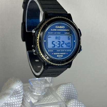Reloj Casio W-74 (Año 1986) Hombre El digital japonés de 50 metros que definió una generación