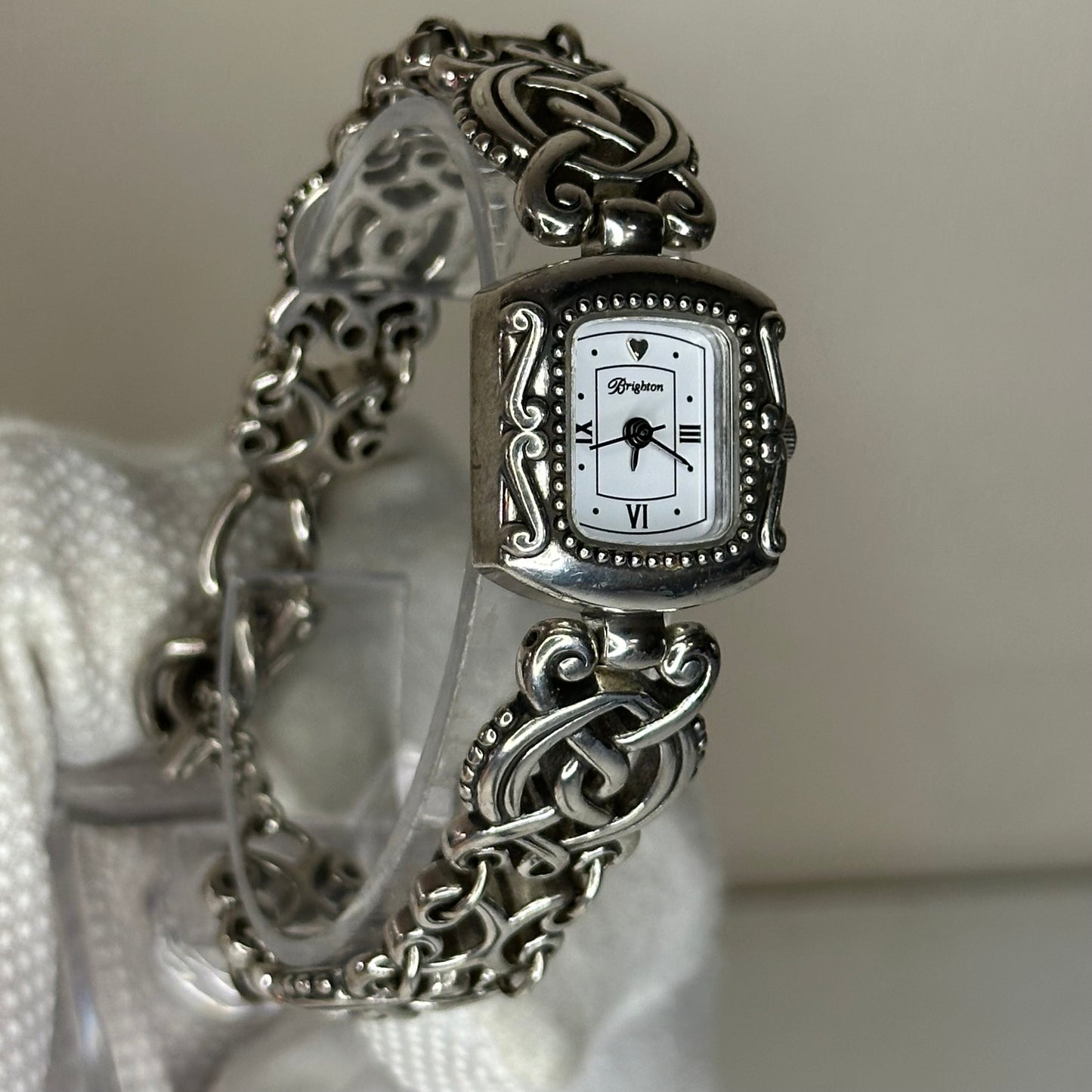 Brighton Rosarita | Reloj Joya de Inspiración Celta | Principios de los 2000