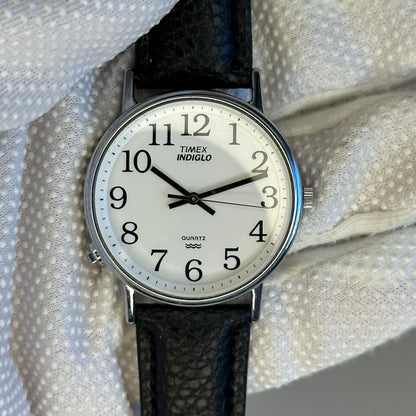 Reloj Timex Easy Reader Indiglo "DD" 1996 Iluminación a las 8  ESCASO 36 mm