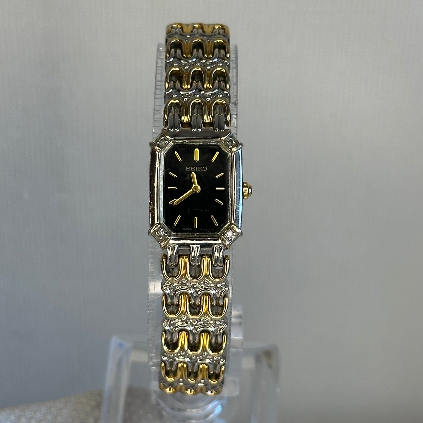Reloj joya Seiko 1N00-0BK0 Diciembre 1991 Mixed Metal Oblong Octagonal RARO