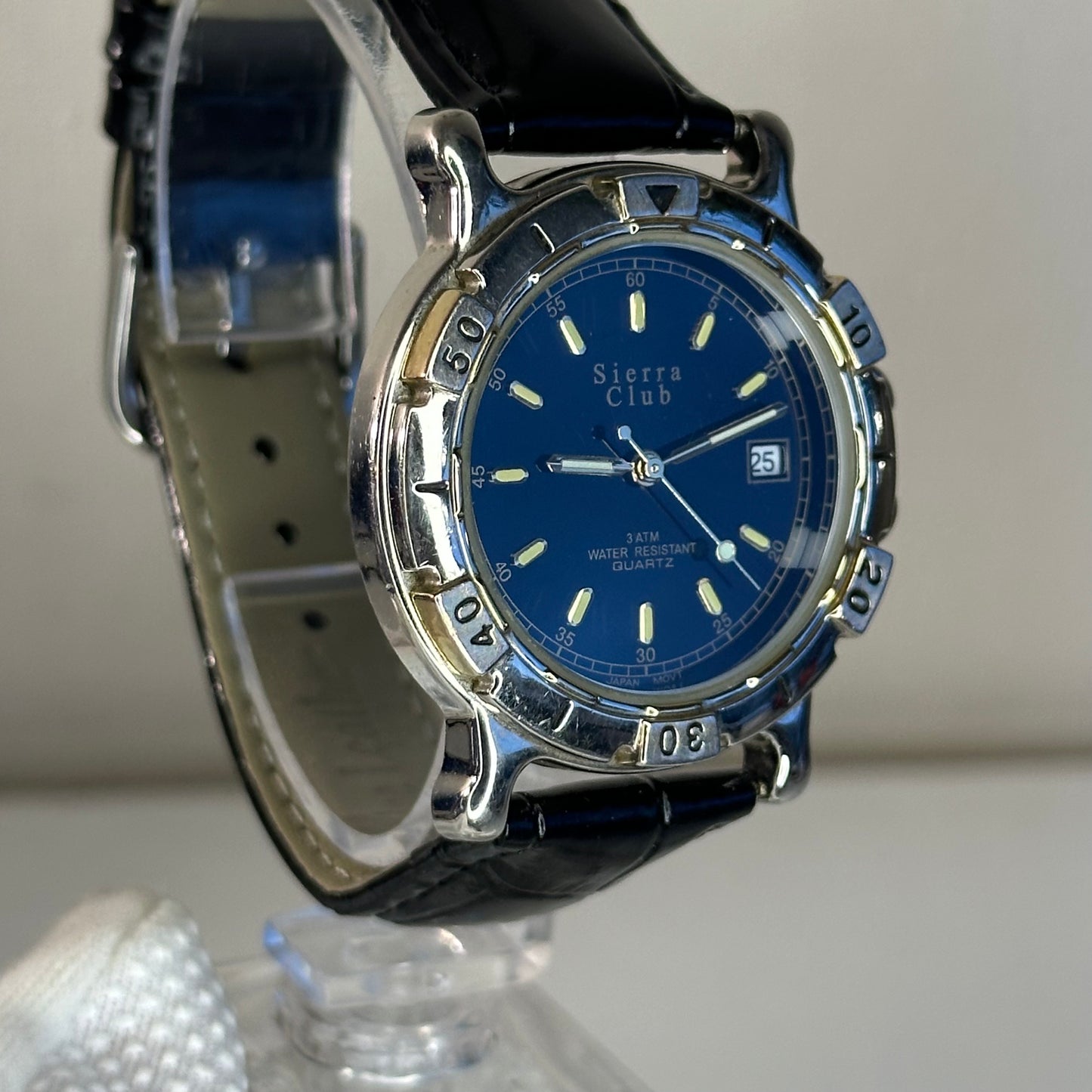 Reloj Sierra Club 4360 Quartz Date Bicolor Black Dial Japón Movt (1998)