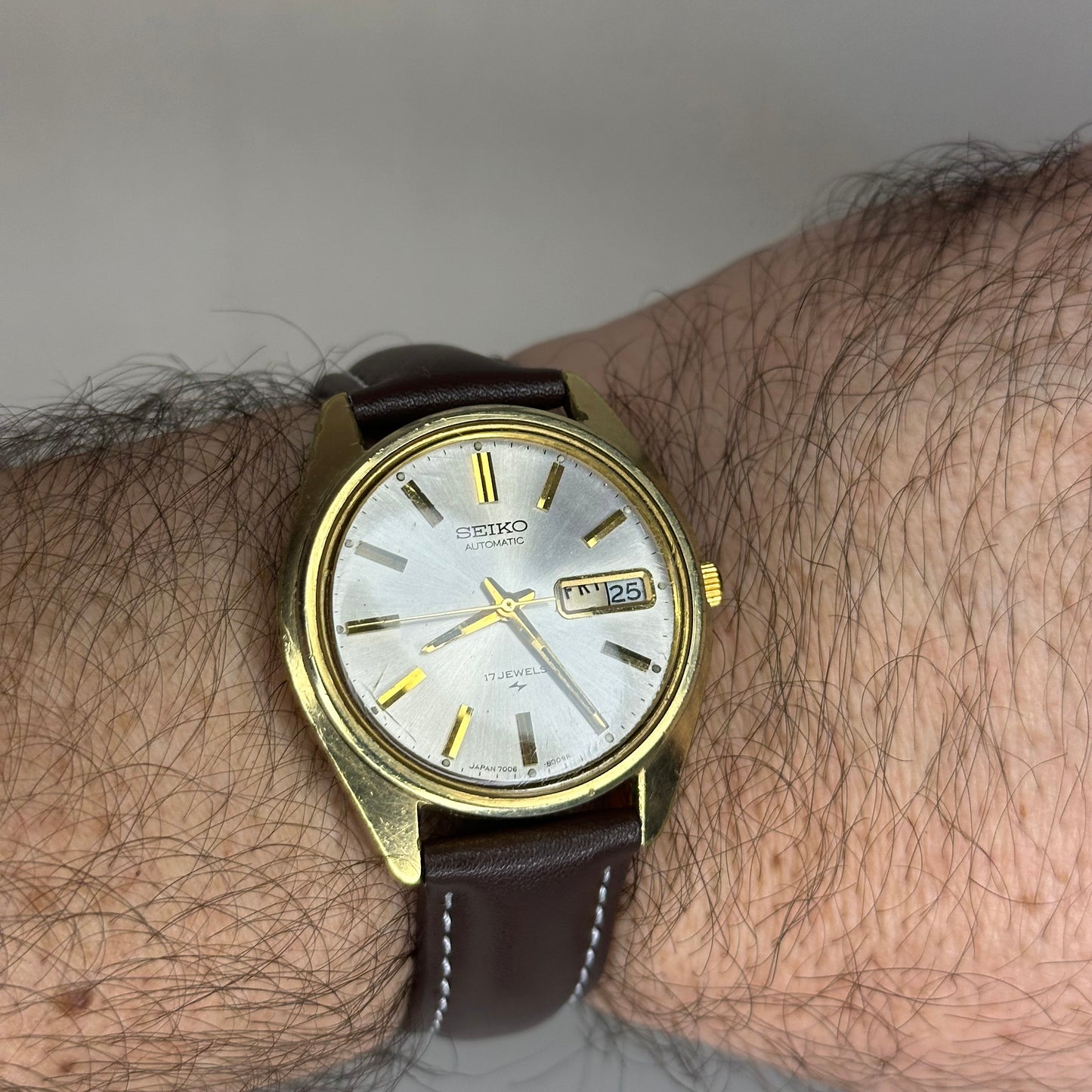 Reloj Seiko Automatic 7006-8001 Day-Date | Noviembre de 1970 | 7006A | ESCASO