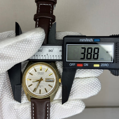 Reloj Seiko Automatic 7006-8001 Day-Date | Noviembre de 1970 | 7006A | ESCASO