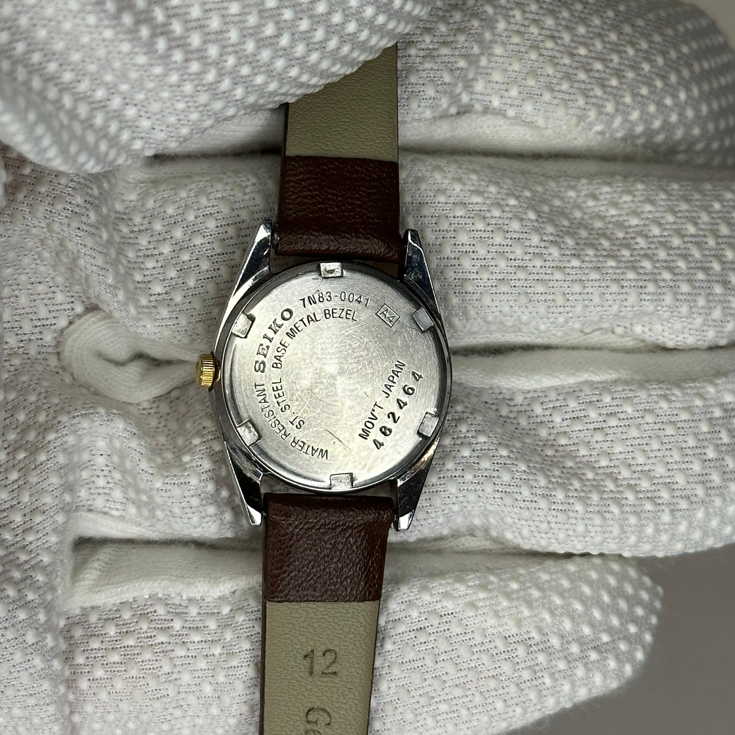 Reloj Seiko Quartz 7N83-0041 Agosto de 1994 Mujer Dial Champagne Dorado | Impecable