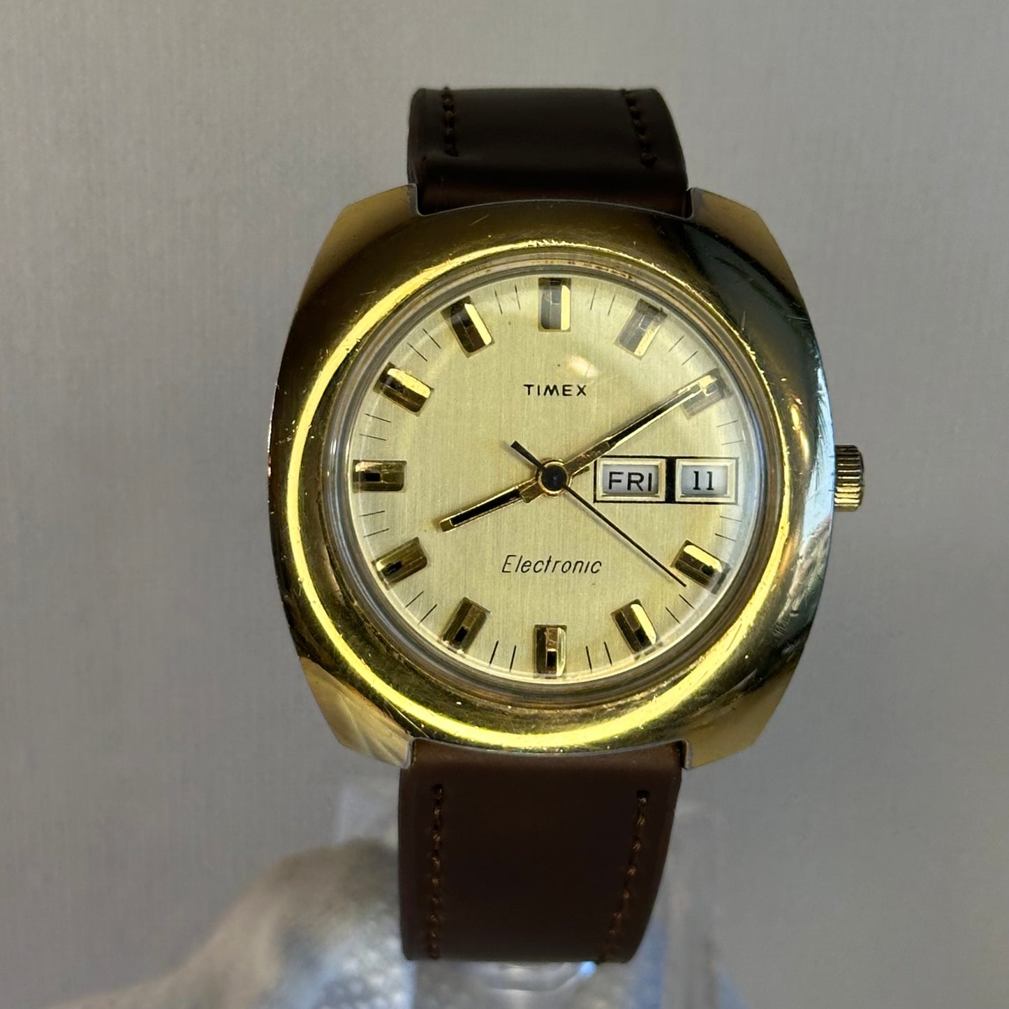 Reloj Timex Electronic Hombre Day-Date 40mm Diseño Industrial Año 1974 IMPECABLE ESCASO