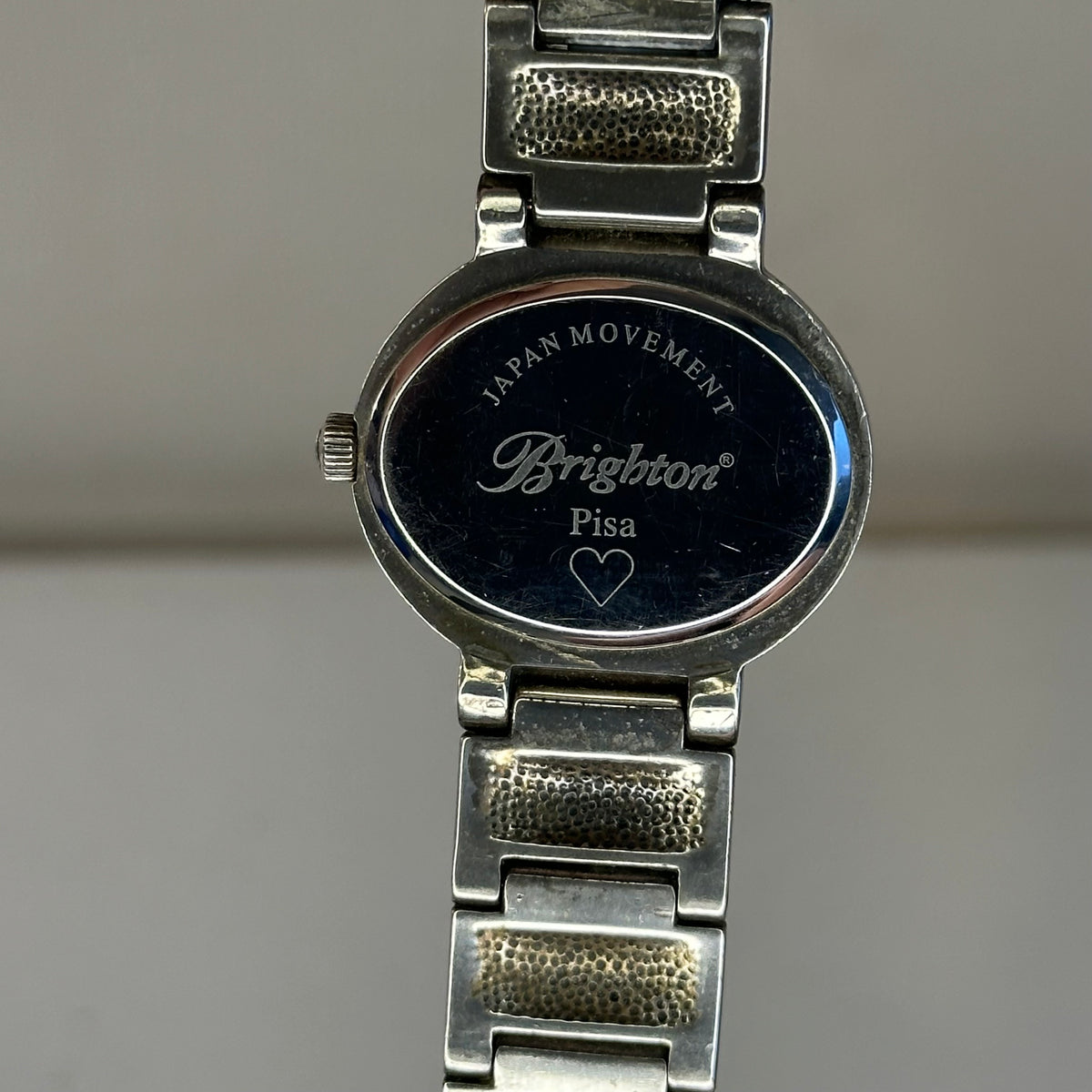 Reloj Joya Brighton Pisa Años 2000 Brazalete Ornamental Grabado Estilo NeoVictoriano ESCASO