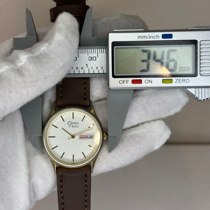 Reloj de hombre Caravelle by BULOVA 42C43 Day-Date de 1993 Minimalismo Noventero