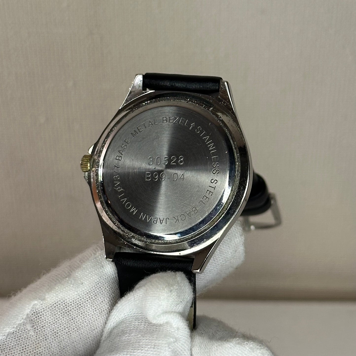Reloj Brigade Hombre Elab. en 1999 Dial gris sunburst / Agujas doradas / Correa Nueva