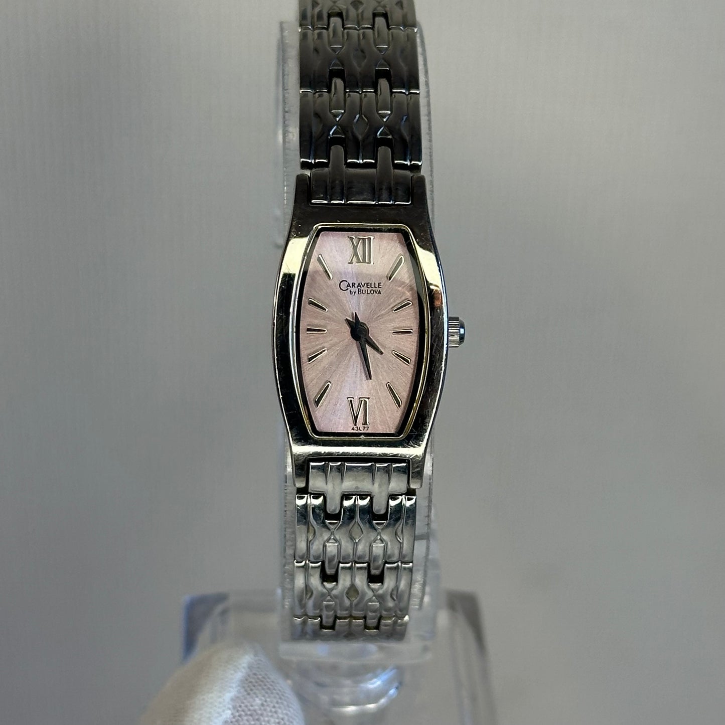Reloj Joya Caravelle by Bulova 43L77 Año 2005 Esfera rosada Sunray y Caja Tonneau