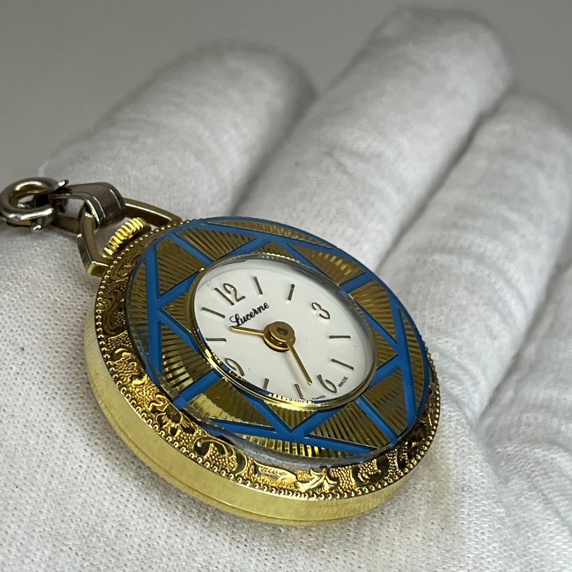 Reloj Colgante A Cuerda Lucerne SUIZO Azul y Dorado Elab. en 1970 Revival Art Déco - fotografía 4