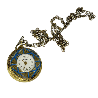 Reloj Colgante A Cuerda Lucerne SUIZO Azul y Dorado Elab. en 1970 Revival Art Déco - vista frontal sin fondo