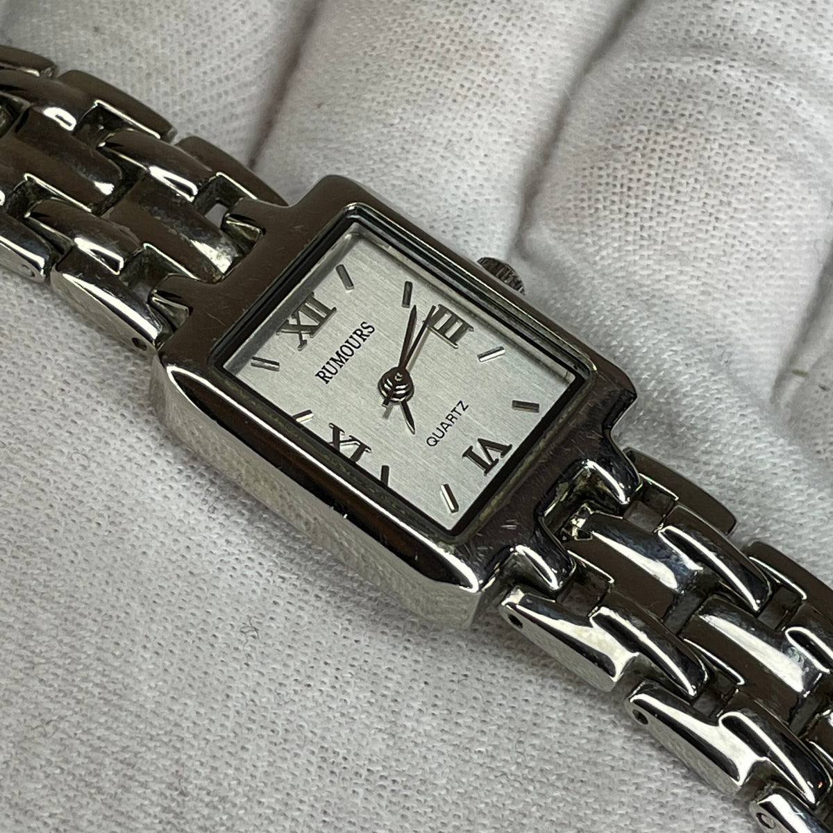 Reloj Joya Rumours Rectangular Plateado con brazalete geométrico Año 2001 JAPAN MOVT — imagen 9