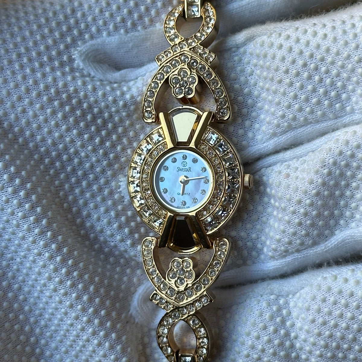 Reloj Joya Swistar 4011-1L Dorado con cristales y brazalete floral Año 2003 Máquina SUIZA