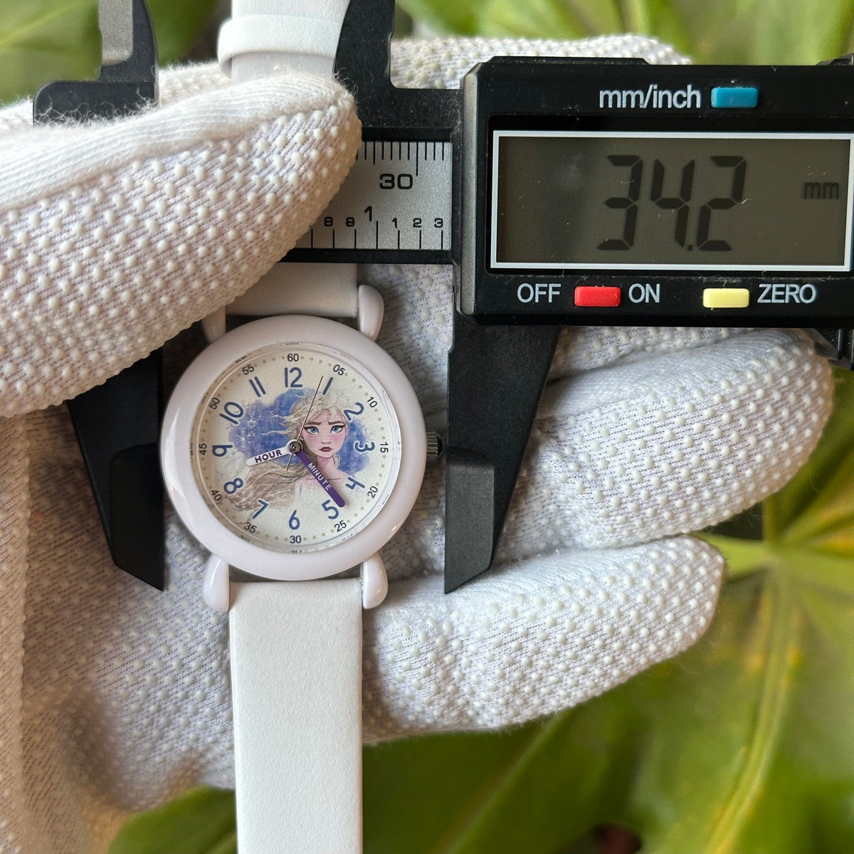 Disney Elsa Frozen con Pulsera Blanca Nueva de Eco Cuero Año 2020 JAPAN MOVT - foto 6