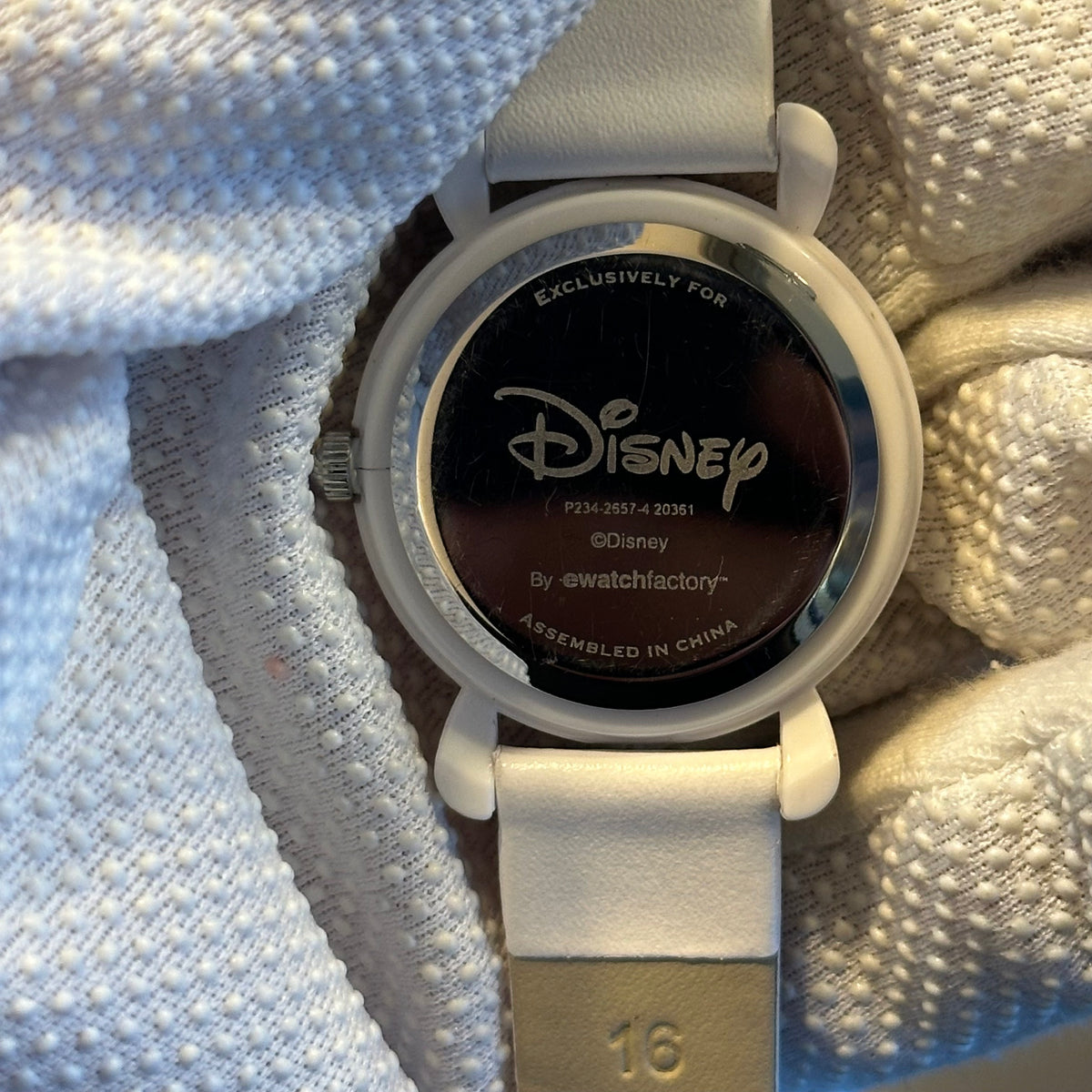 Disney Elsa Frozen con Pulsera Blanca Nueva de Eco Cuero Año 2020 JAPAN MOVT - foto 8