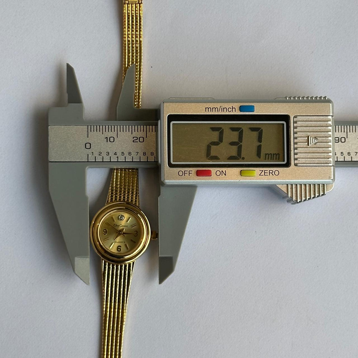 Oleg Cassini Mujer Dorado Sunburst Brazalete Tejido Año 1992 Impecable