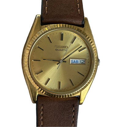 Reloj Seiko Quartz 7N43-8111 Dorado Hombre Elab. en Enero de 1995 Impecable