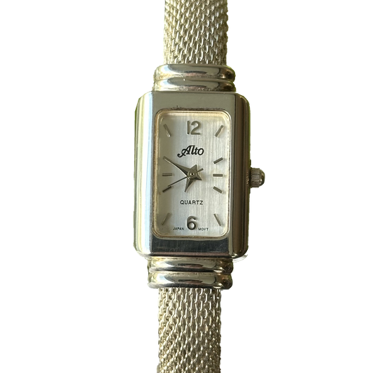Alto Mujer ALT112 rectangular con brazalete de malla Año 1997 — portada
