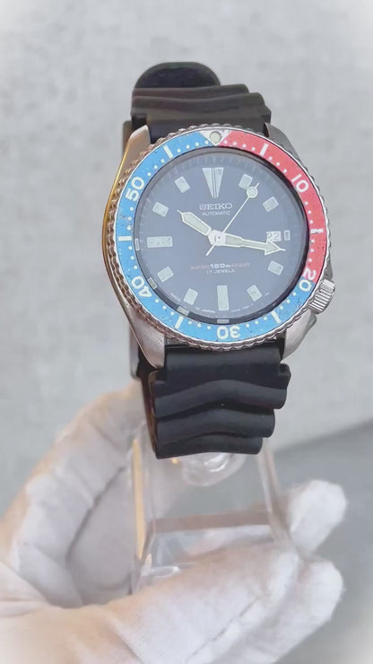 Reloj SEIKO Diver Pepsi Automático Marzo de 1991 / 7002A de 17 Jewels