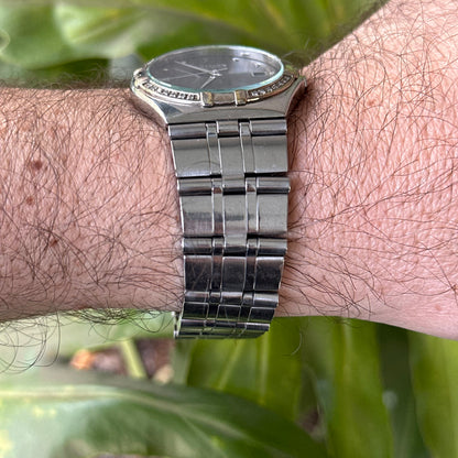 Citizen Hombre Elektra Eco-Drive con 28 Diamantes Naturales Sept. de 2005 — IMG_2584.jpeg