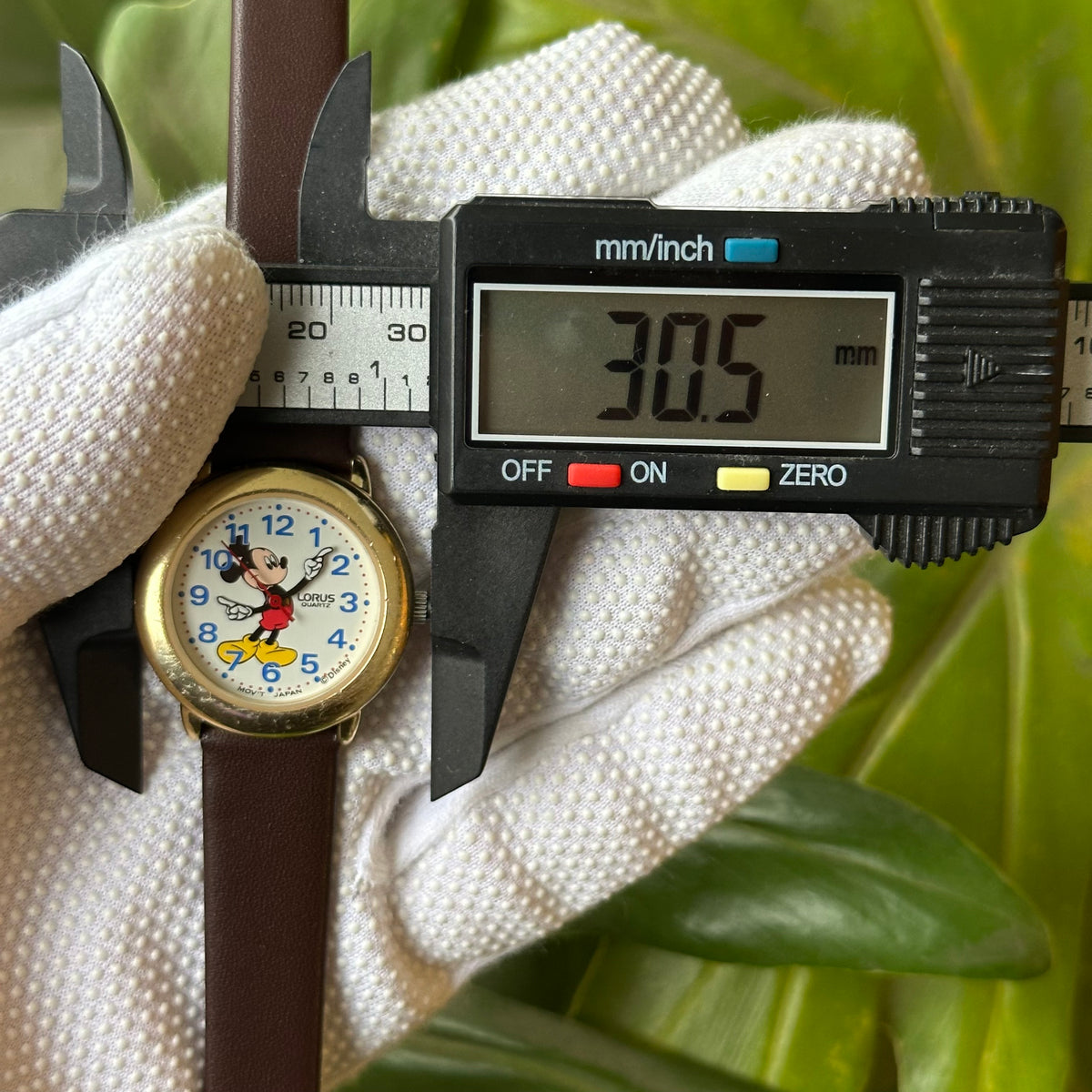 Lorus by SEIKO Mujer Disney Mickey Mouse con brazos móviles Año 1989 — IMG_2490.jpeg