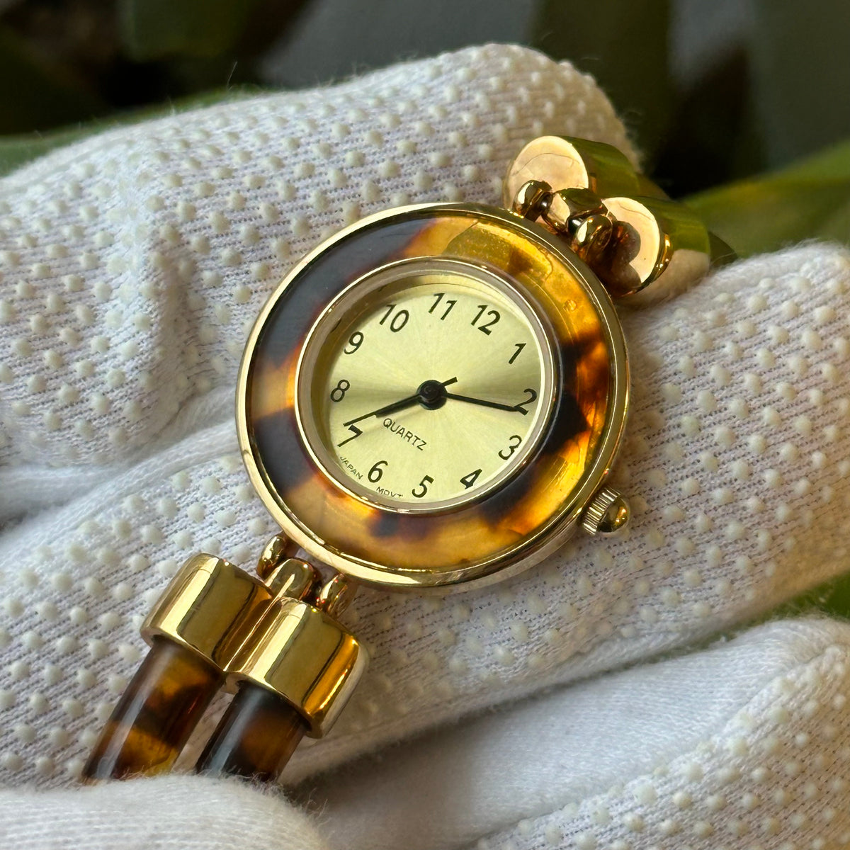 Reloj Joya Avon Dorado con Efecto Carey Año 1994 New Old Stock Impecable ESCASO — IMG_9874.jpeg