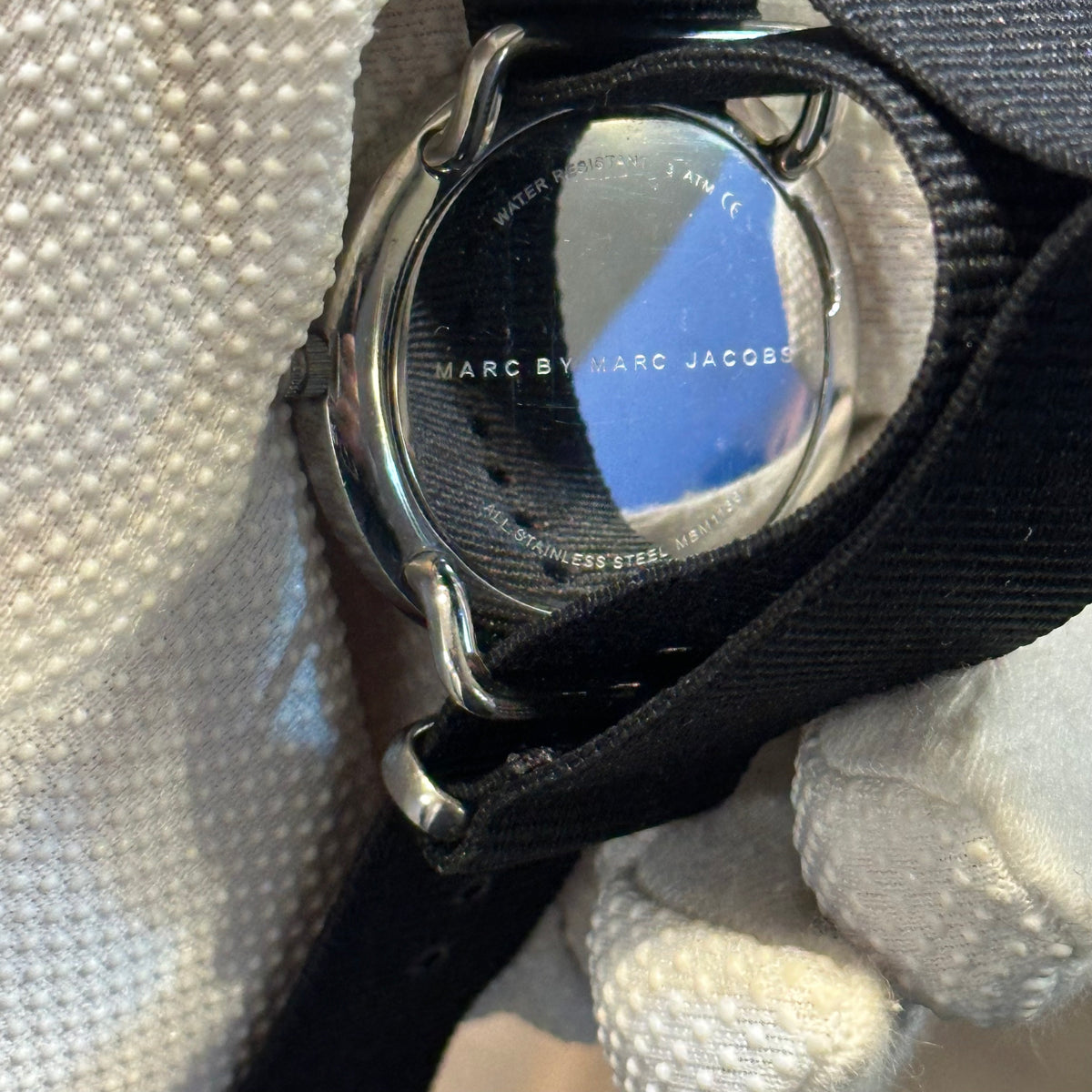 Reloj Marc by Marc Jacobs Amy MBM1136 · Pulsera negra de una pieza · Año 2010 — IMG_9965.jpeg