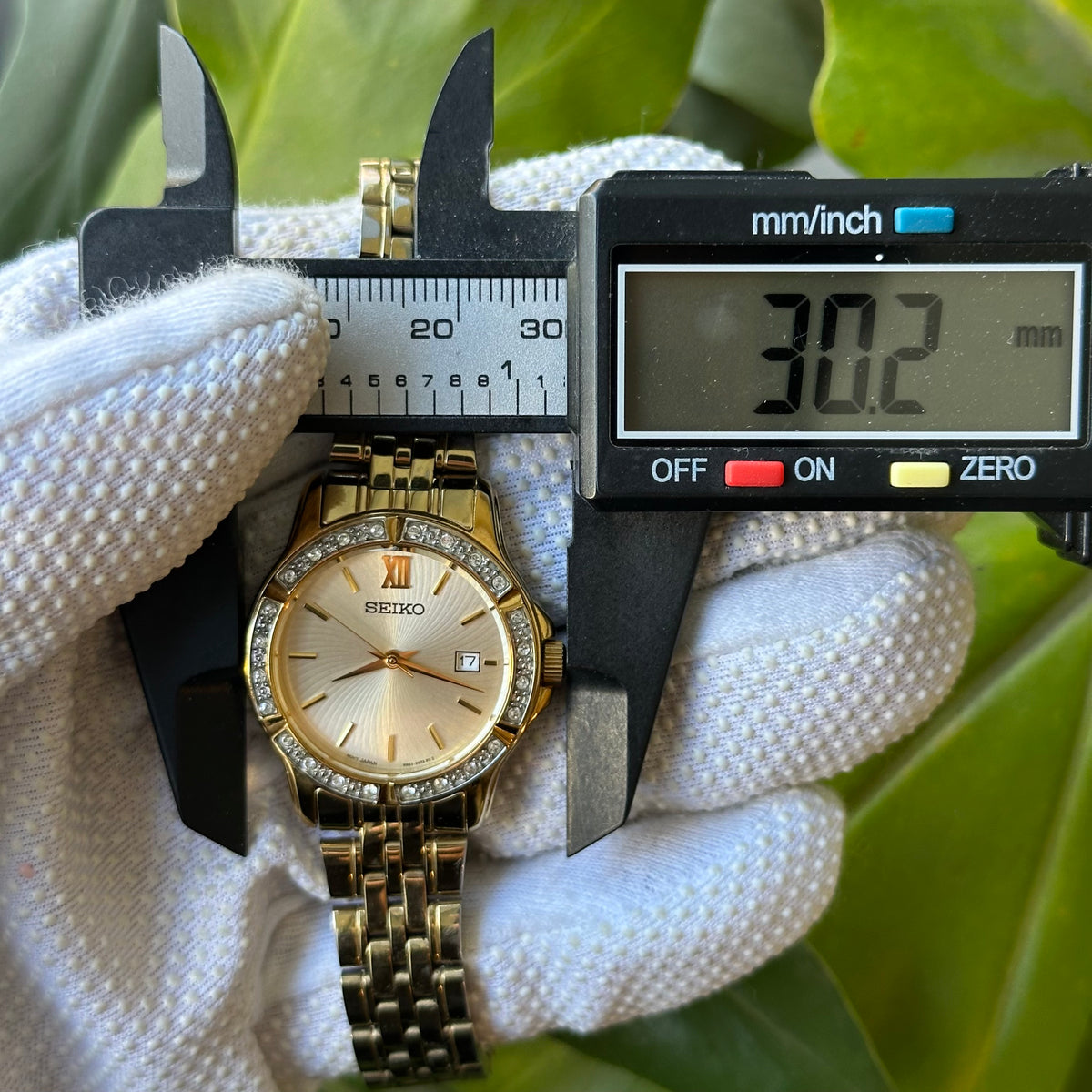 Seiko Mujer 6N22-00G0 Dorado Dial de Ondas Bisel Cristales Abril de 2006