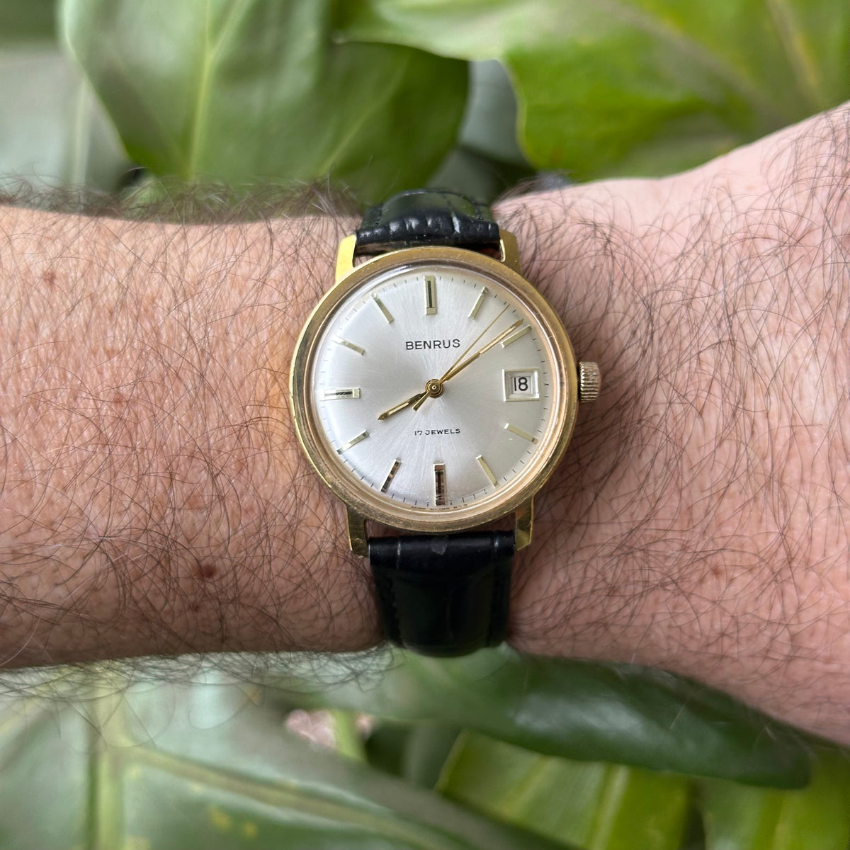 Benrus Hombre 17 Rubíes Dial Sunburst y Fondo Transparente Año 1970