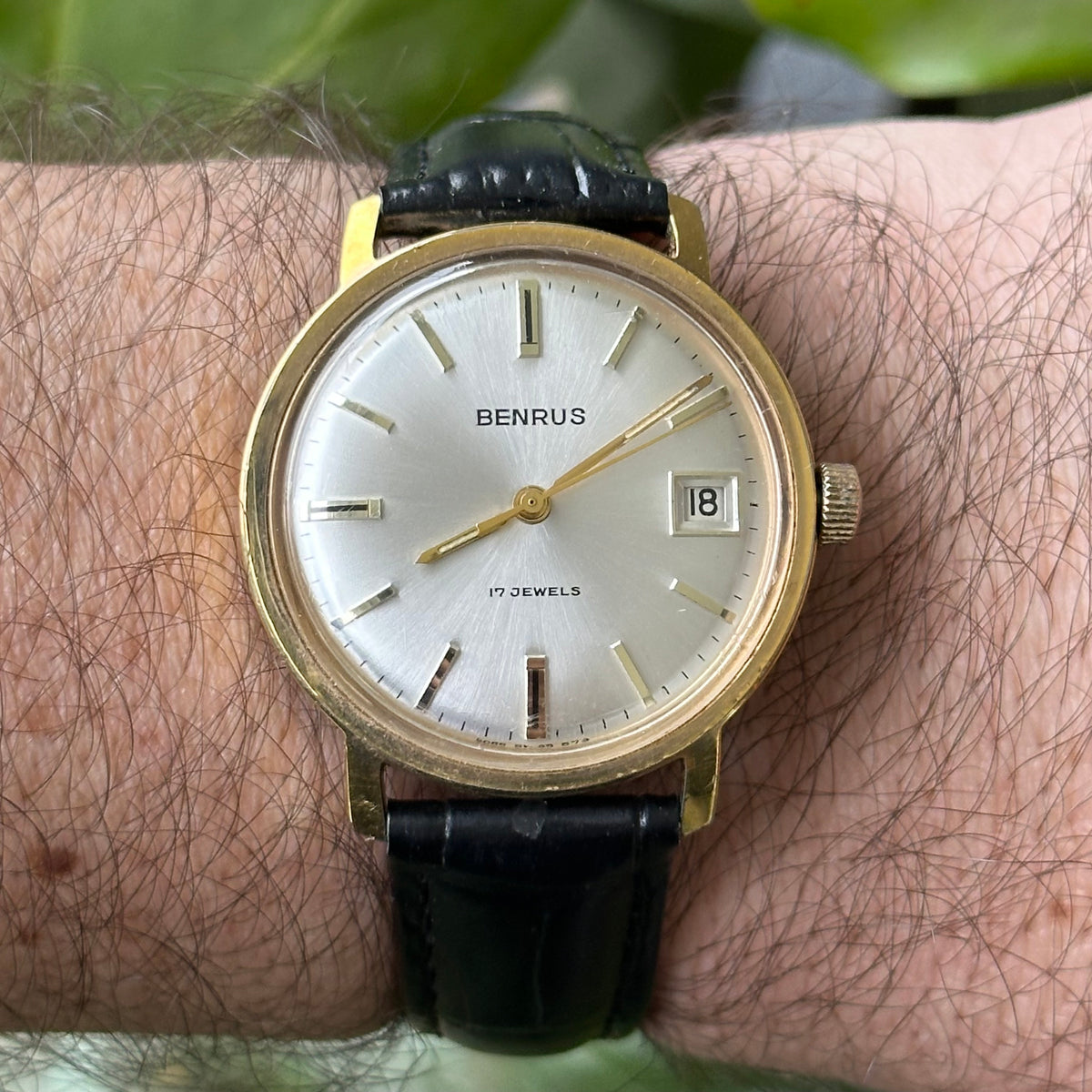 Benrus Hombre 17 Rubíes Dial Sunburst y Fondo Transparente Año 1970