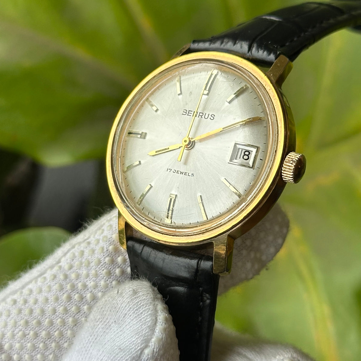 Benrus Hombre 17 Rubíes Dial Sunburst y Fondo Transparente Año 1970