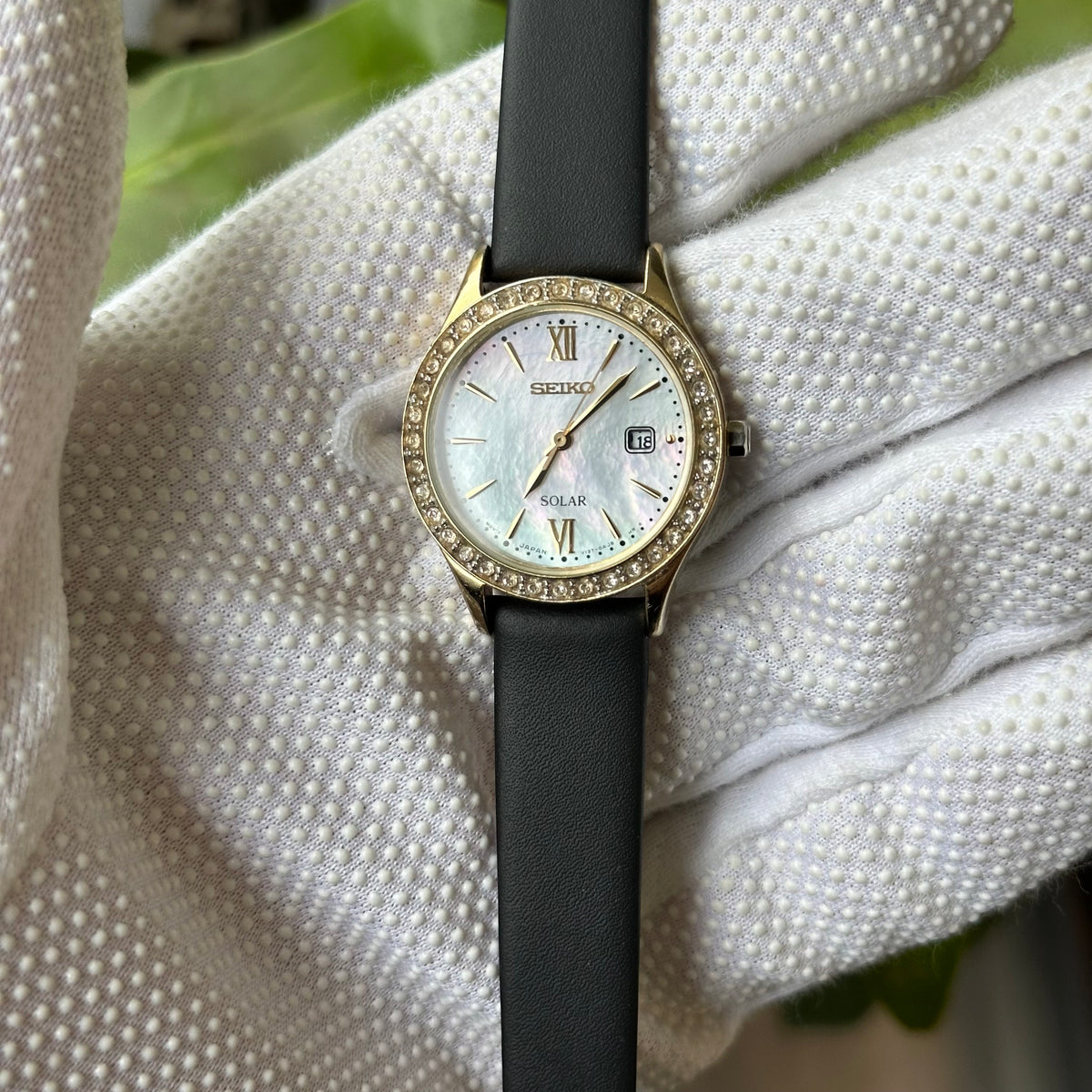 Seiko Mujer SOLAR Madreperla Cristales Abril de 2013 FAVOR LEER