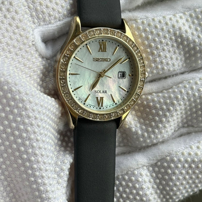 Seiko Mujer SOLAR Madreperla Cristales Abril de 2013 FAVOR LEER