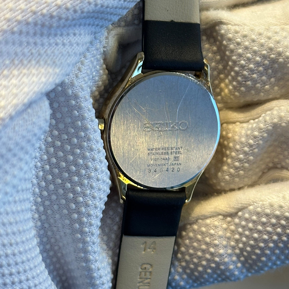 Seiko Mujer SOLAR Madreperla Cristales Abril de 2013 FAVOR LEER