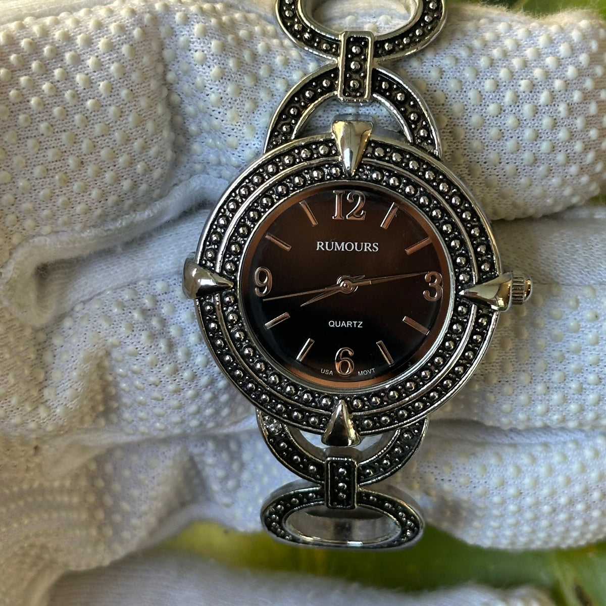 Reloj Joya Rumours Ovalado con Esfera Negra Año 1999 Estética Bisutería Antigua / NeoVintage — fotografía adicional 5
