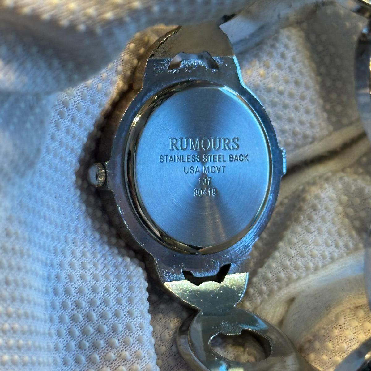 Reloj Joya Rumours Ovalado con Esfera Negra Año 1999 Estética Bisutería Antigua / NeoVintage — fotografía adicional 9