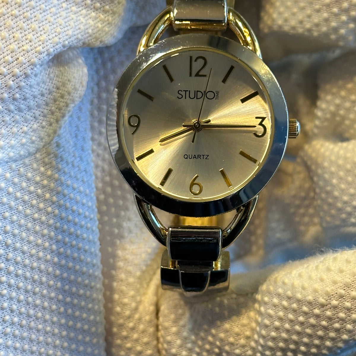 Reloj Joya Studio Time Bicolor con esfera satinada Año 2016 Impecable — fotografía adicional 4