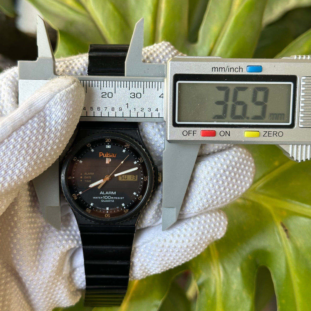 Pulsar by SEIKO Hombre Y960-601H Analógico-Digital con Alarma Diciembre de1983 — fotografía adicional 9